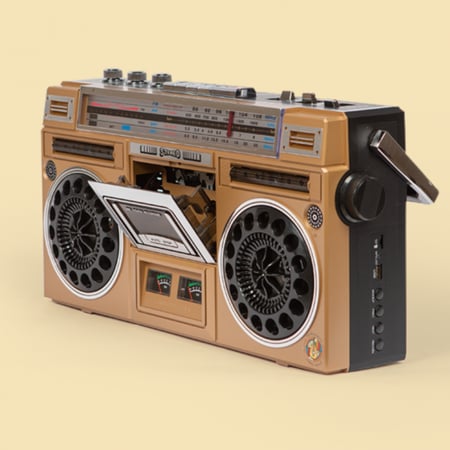 مسجّل - مشغّل كاسيت | ذهبي