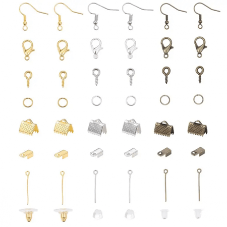 علب للاكسسورات مع ملقاط متوفر لونين اكثر من 50 قطعه