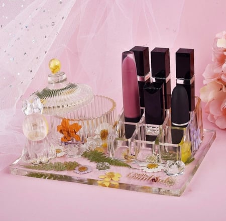 ورد مجفف متوفر عده الوان