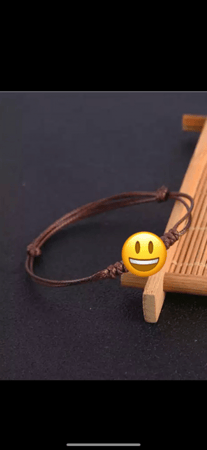 لفه خيط كبيره للاكسسورات متوفر لونين