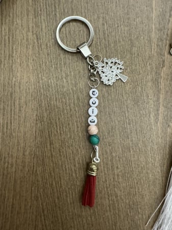 ميداليات بالاسم