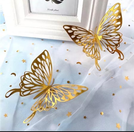 3قطع فراشات ب 3 مقاسات مختلفه لتزين اعمال الريزن والاعمال الفنيه وديكور الجدار او تزين الحلا