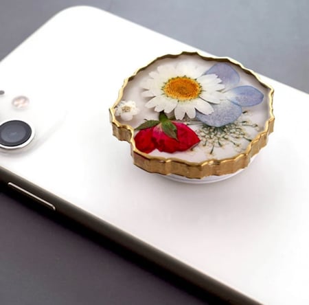 قالب مسكات الجوال او اكسسورات سلاسل او تعليقات جوال