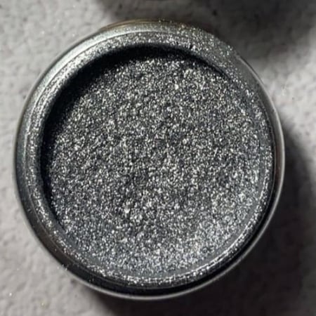 لون فضي بودره ليزريه