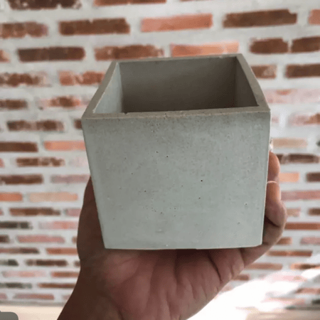 قالب زرع كبير مربع