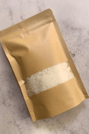 شمع C3 طبيعي 1كيلو (مناسب للعلب)