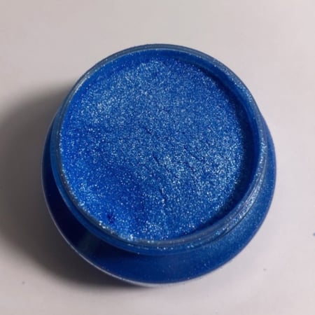 لون ميتاليك بحري