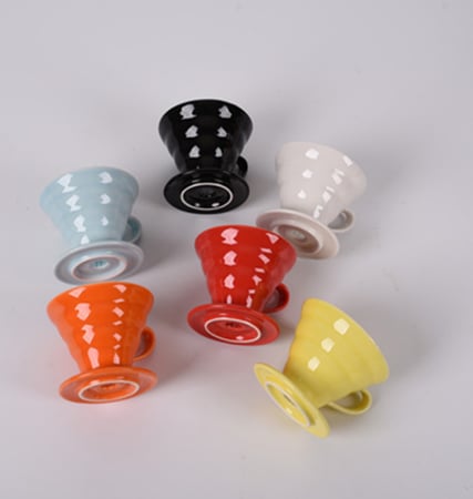 جوت - قمع بمقبض ملون 02