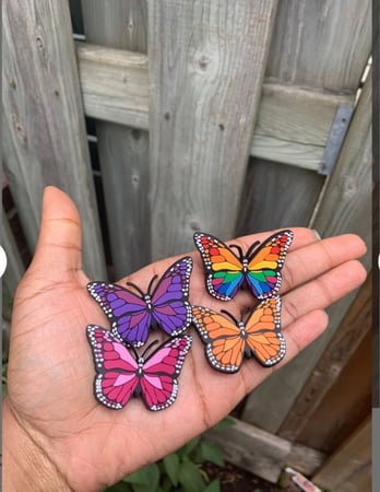 فراشه - بني برتقالي