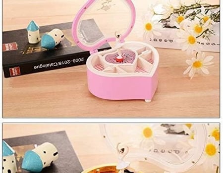 صندوق موسيقى على شكل قلب مع راقصة باليه في الداخل مزين بالمجوهرات يمثل هدية مثالية للفتيات في الاعياد واعياد الميلاد لون وردي