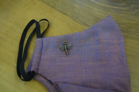 اضافة اكسسوار معدني للكمامة