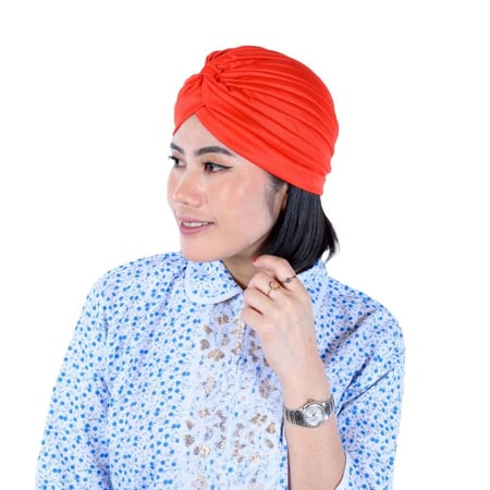 طاقية للرأس نسائية