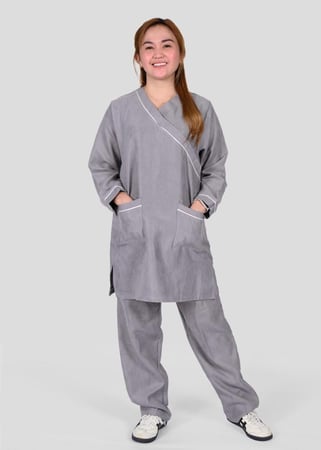 زي عاملات شتوي بجيوب امامية