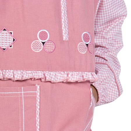 مريول إبتدائي زهري بتصميم كويتي من ذو الجناحين