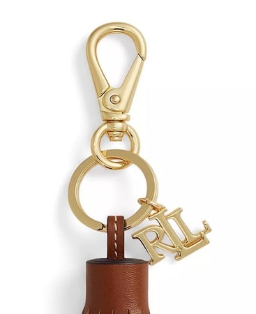 ميدلية باللون التان من بولو رالف لورين