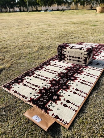 مدهـ شنطه جلد ضد الماء مترين في ٨٠ سانتي  سهل للحمل والتنقل