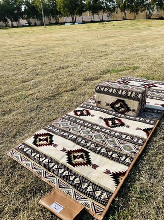 مدهـ شنطه جلد ضد الماء مترين في ٨٠ سانتي  سهل للحمل والتنقل