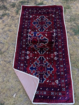 مده رول تركي طول مترين عرض متر   جلد ضد الماء 100٪ بالاطراف مكحل ابيض