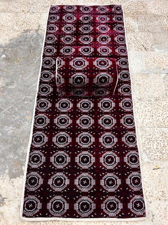 مده رول تركي بسفنج جلد ضدء الماء 100٪ مكحل بالاطراف ابيض طول مترين عرض 80 سانتي