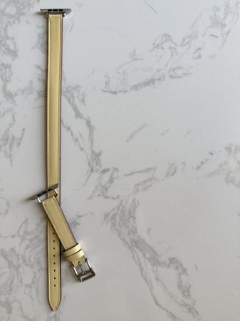 سوار جلد الاصفر الفاتح- Double Tour Strap Butter Yellow