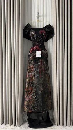 فستان سهرة اسود مشجر