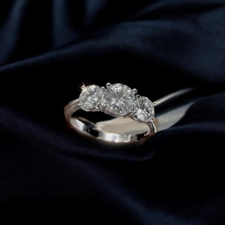 خاتم سوليتيرات