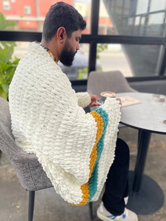 بطانية 90*170 بخيوط بوفي