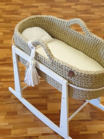 سرير مواليد كروشيه بدون سقف