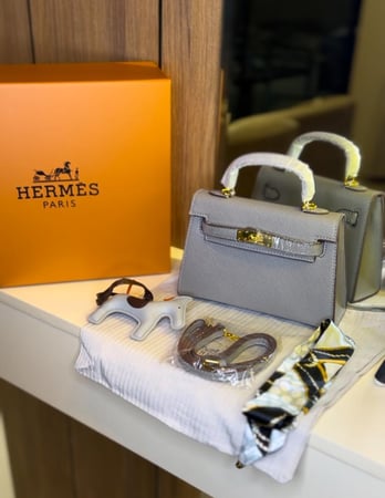 شنطة كيلي رمادي ميني