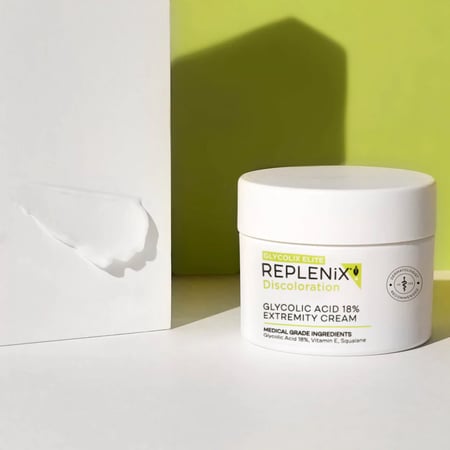 مقشر للركب والاكواع بأحماض الفواكه تركيز 18