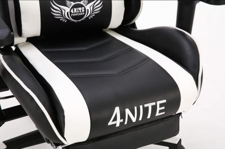 كرسي العاب قيمنق أبيض