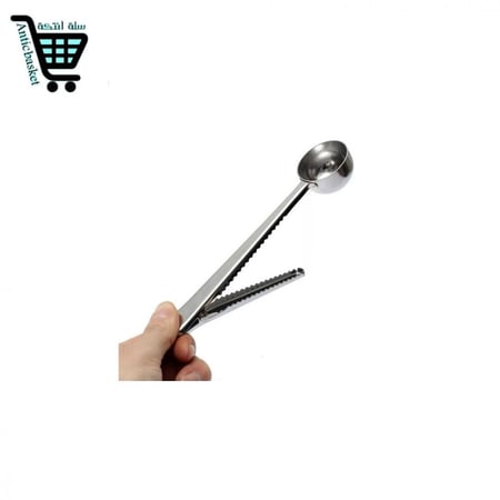 ملعقة قهوة ومكبس لغلق الاكياس