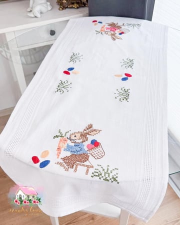 3771 مفرش مطرز انتيك أرنوب والجزر