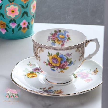 كوب مع صحن انتيك من سالزبيري Salisbury - المنزل الريفي الهادئ