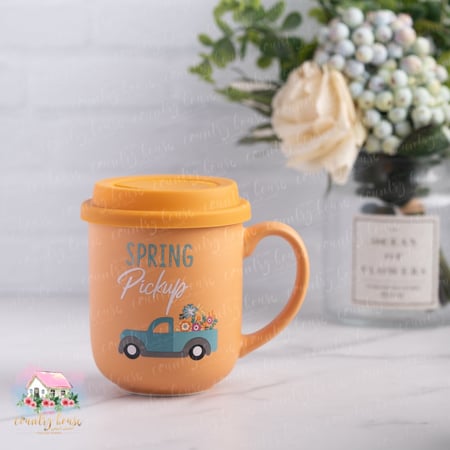 كوب أنيق مع غطاء رقم 4 - المنزل الريفي الهادئ