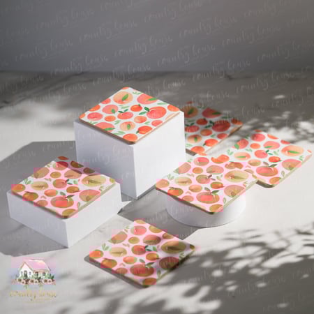 طقم كوسترات الخوخ المنعشة - المنزل الريفي الهادئ