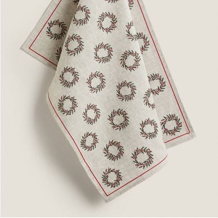 مفرش الاكليل الشتوي - المنزل الريفي الهادئ