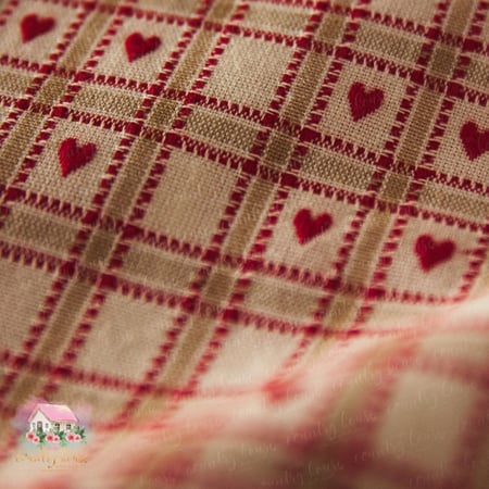 مفرش القلوب الأحمر - المنزل الريفي الهادئ