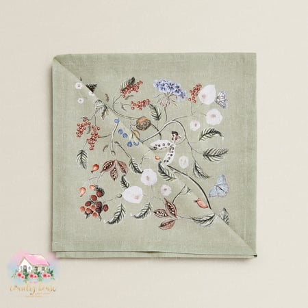 مفرش أخضر مورد من زارا هوم