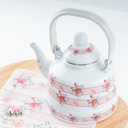 ابريق معدني مورد