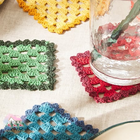 كوسترات ملونة كروشيه - المنزل الريفي الهادئ