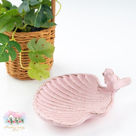 صحن معدني أنتيك الصدفة والعصفور زهري - المنزل الريفي الهادئ