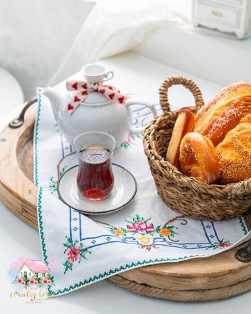 3695 مفرش انتيك مطرز  أناقة الزمان