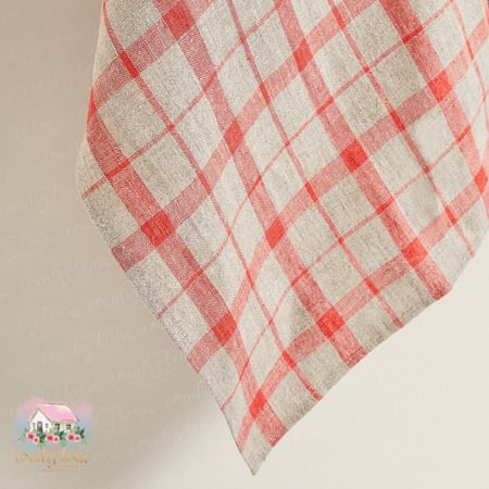 مفرش كاروهات أحمر - المنزل الريفي الهادئ