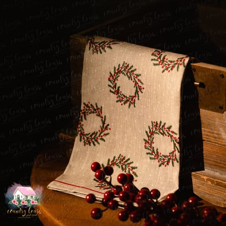 مفرش الاكليل الشتوي - المنزل الريفي الهادئ