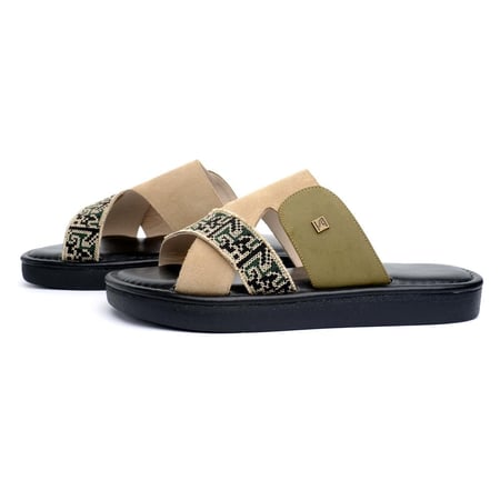 احذية شرقية