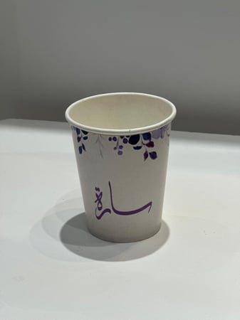 كوب  كرتوني