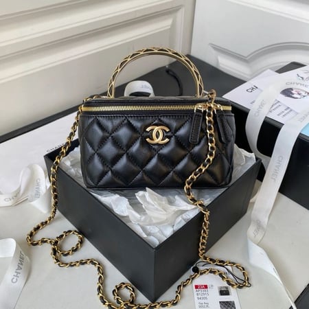 Chanel 17CM