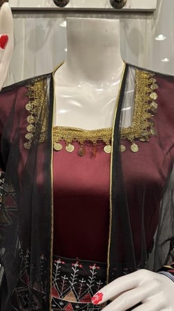 فستان تاسيس عودي من قطعتين