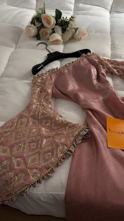 فستان سهرة إماراتي